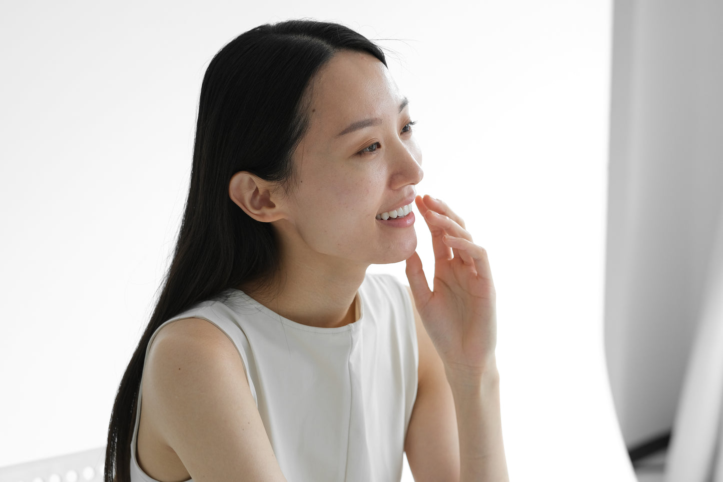 ホームホワイトニングLED照射機（累計55,000台突破）