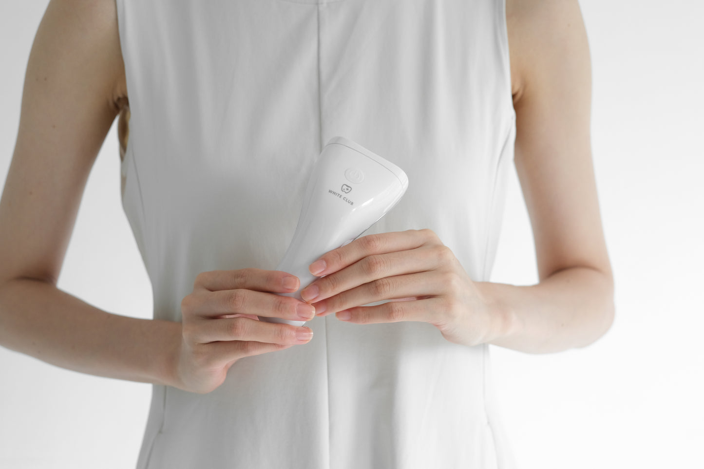 ホームホワイトニングLED照射機（累計55,000台突破）